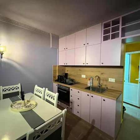 Mirelas Cosy Nest פוגרדץ