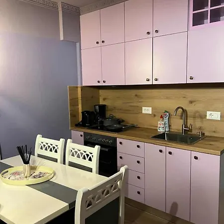 Mirelas Cosy Nest Apartment *